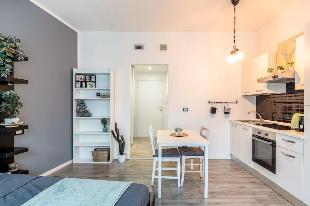 2 Minutes From Central Station-Exclusive Open Space 밀라노 외부 사진